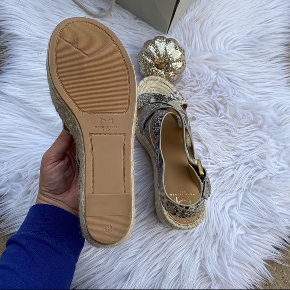 Marc Fisher Snakeprint Wedges - Picture 6 of 6